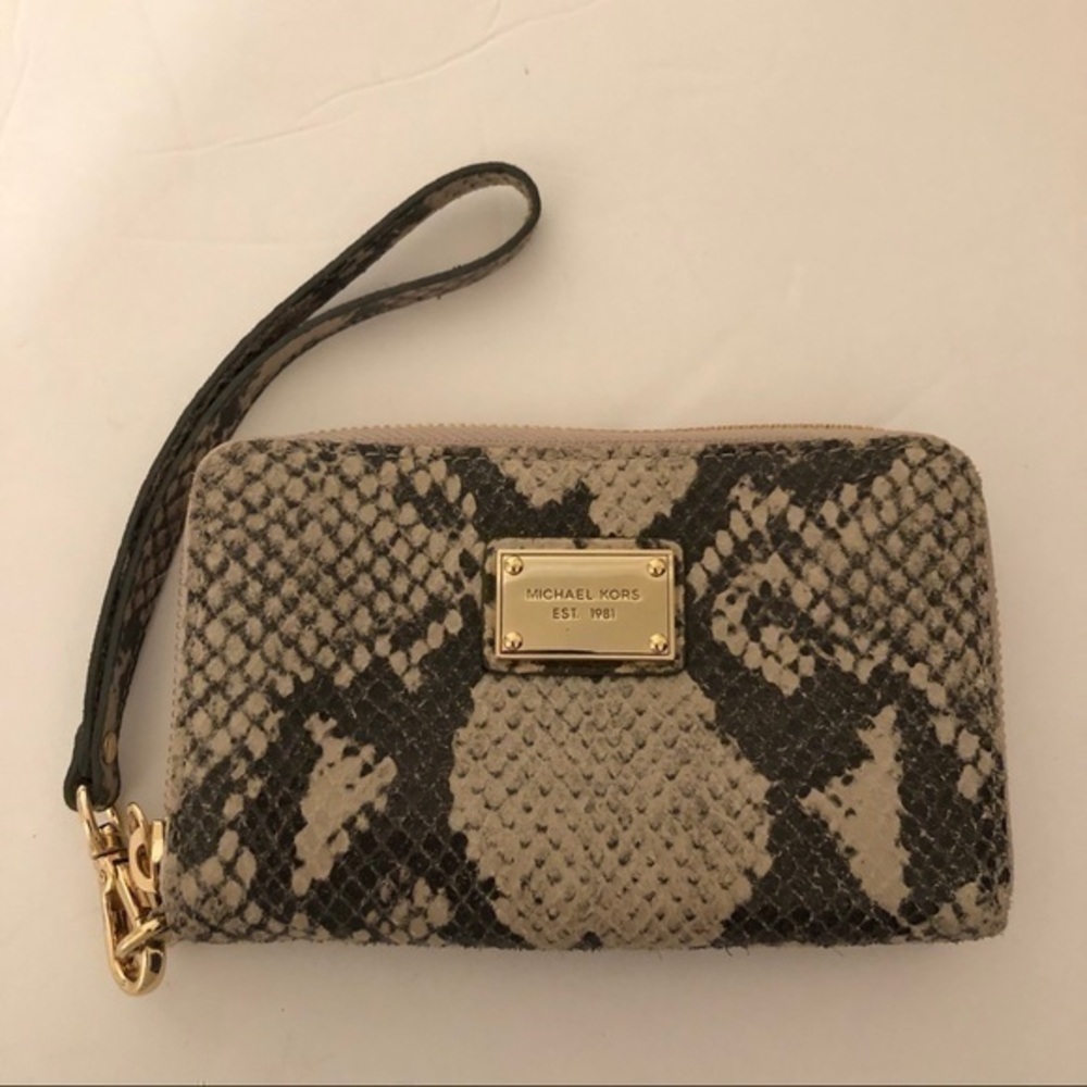 👛 MICHAEL KORS 👛 python print wristlet wallet - image 1